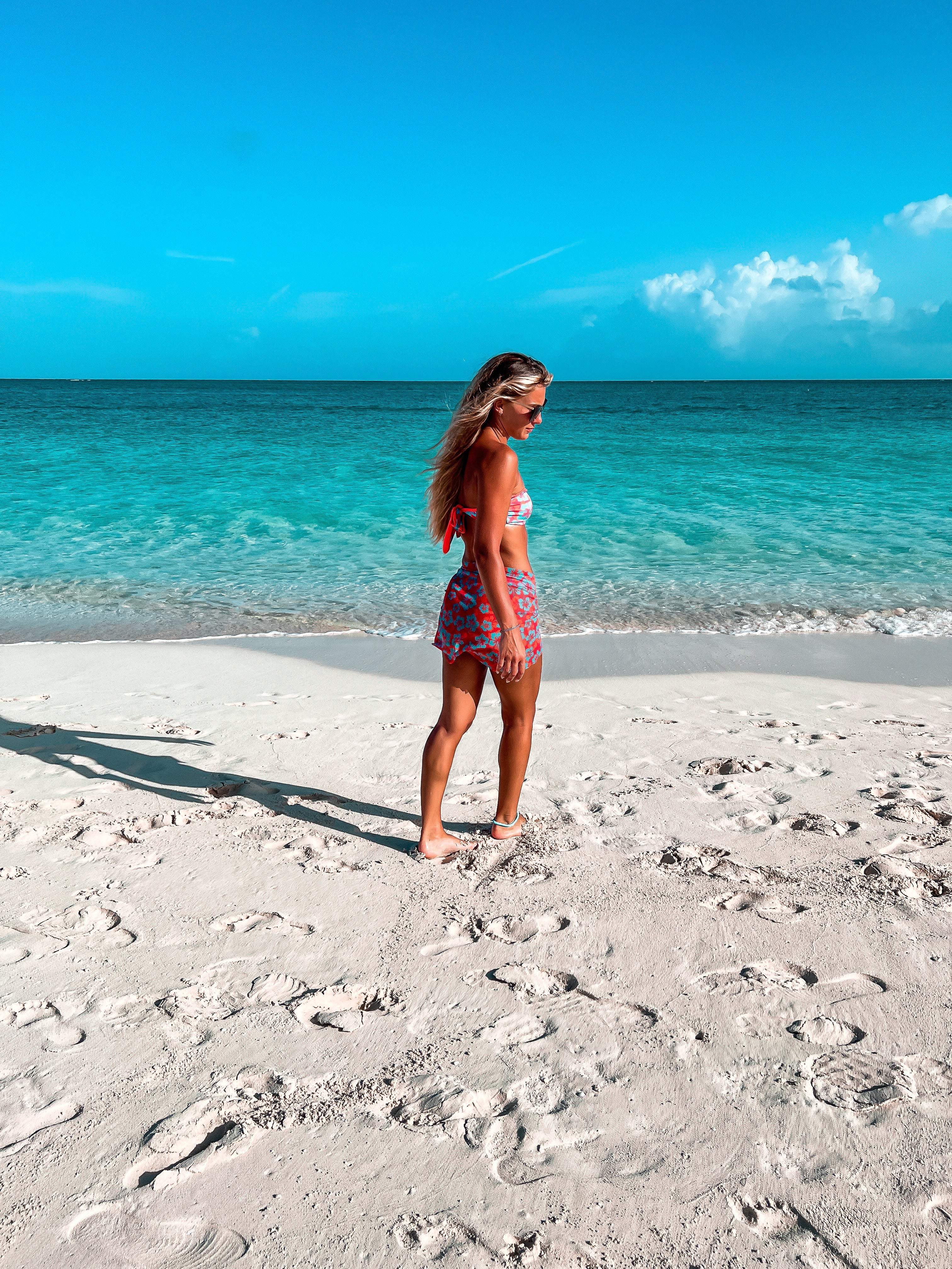 Hawaiian Hibiscus & Bright Coral SEASTAR Top