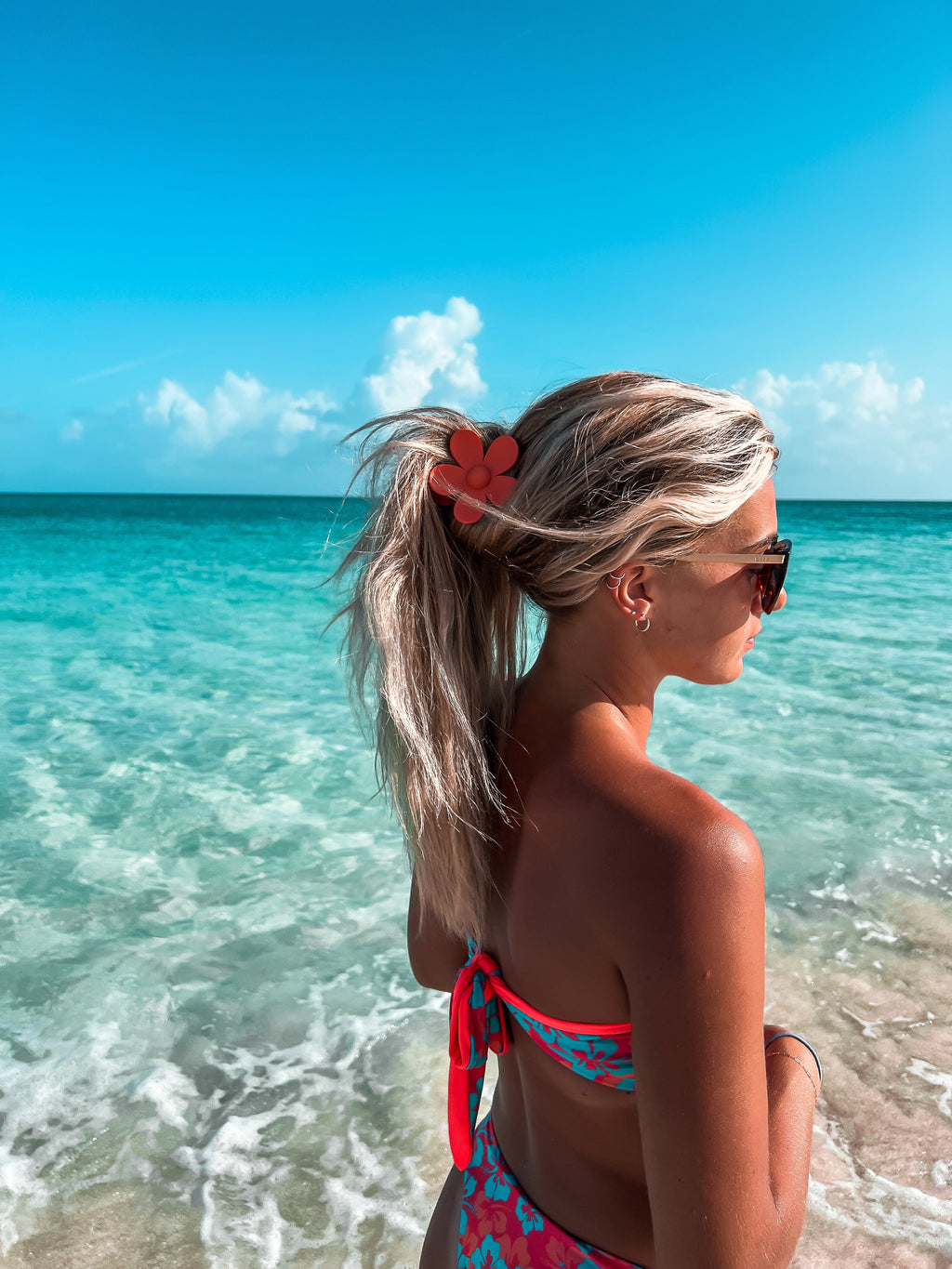 Hawaiian Hibiscus & Bright Coral SEASTAR Top