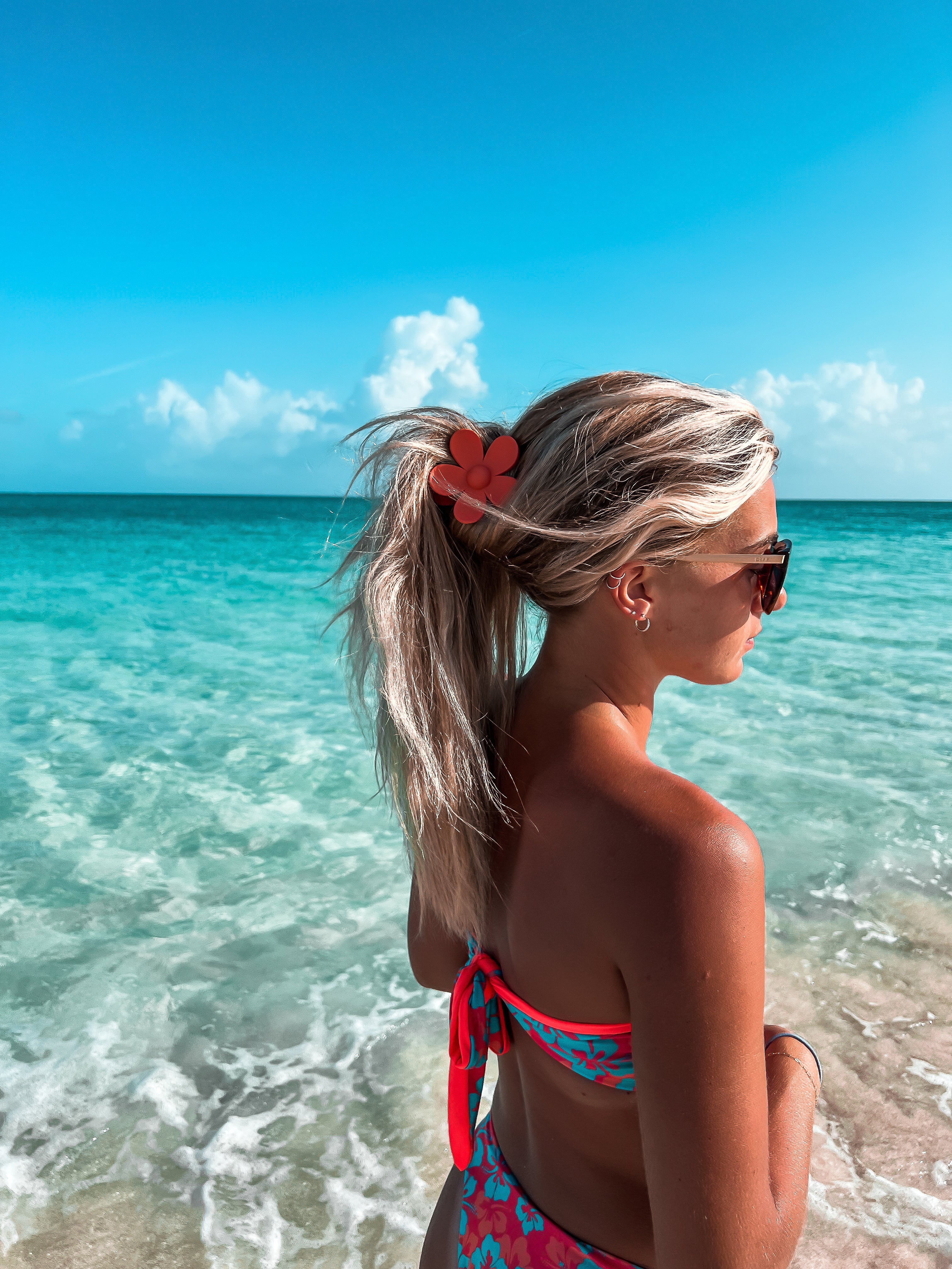 Hawaiian Hibiscus & Bright Coral SEASTAR Top